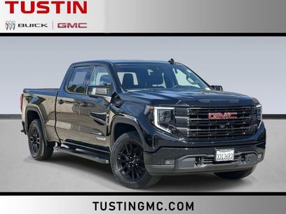 Used 2022 GMC Sierra 1500 Elevation w/ Elevation Premium Package