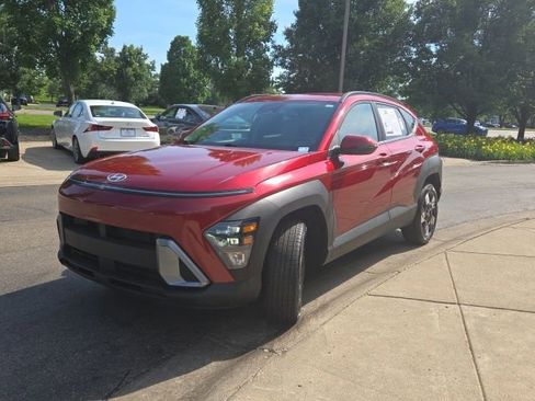 Used 2025 Hyundai Kona SEL AWD/4WD image 7