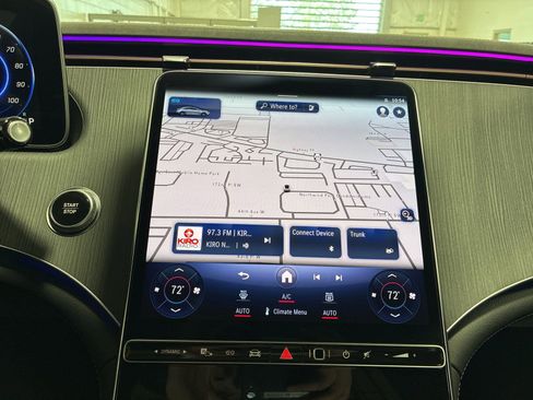 Used 2023 Mercedes-Benz EQE 500 4MATIC Sedan image 19