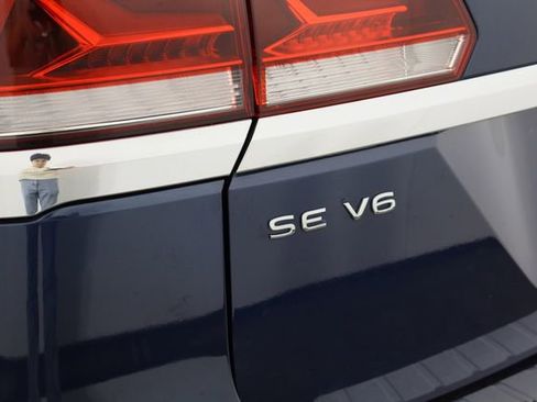 Used 2023 Volkswagen Atlas SE image 65