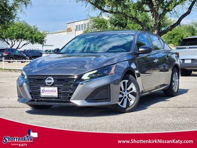 New 2025 Nissan Altima 2.5 S