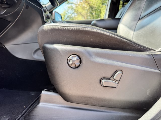 Used 2020 Jeep Grand Cherokee Limited AWD/4WD image 30