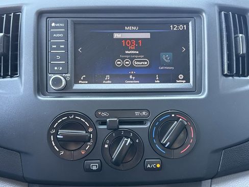 Used 2021 Nissan NV200 SV w/ Sliding Door Glass Package image 17