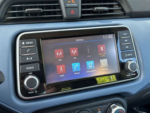 Used 2025 Nissan Versa SV FWD image 20
