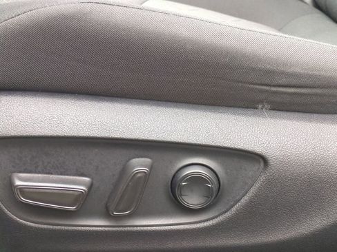 Used 2021 Toyota RAV4 XLE w/ Convenience Package image 19