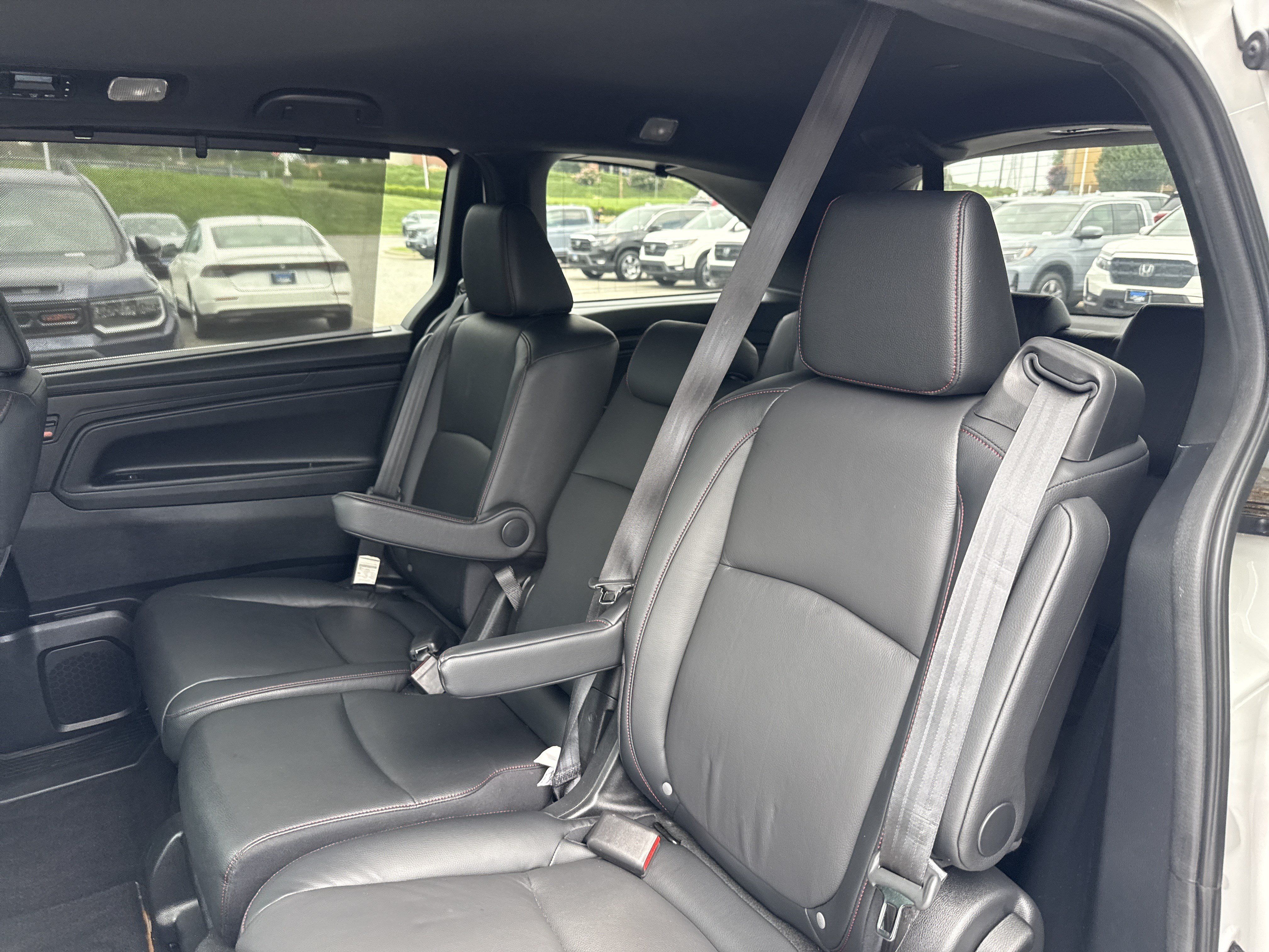 Certified 2024 Honda Odyssey Sport image 32