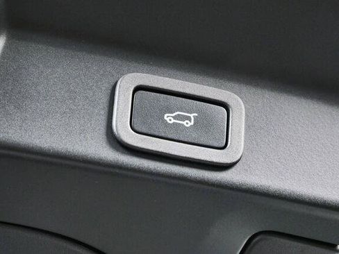 Used 2021 Jaguar F-PACE SVR AWD/4WD image 28