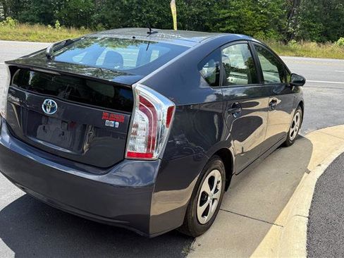 Used 2012 Toyota Prius Three image 6
