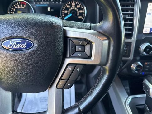 Used 2019 Ford F150 Platinum w/ Equipment Group 701A Luxury AWD/4WD image 18