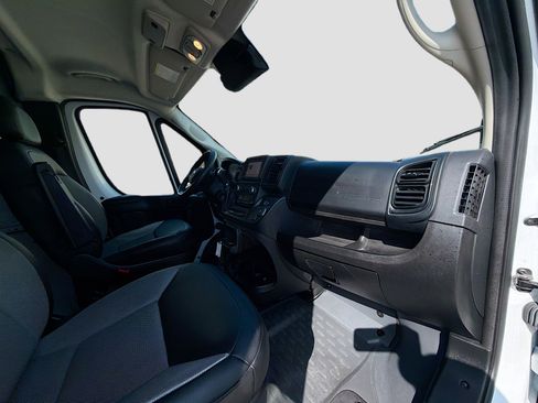 Used 2023 RAM ProMaster 2500 FWD image 25