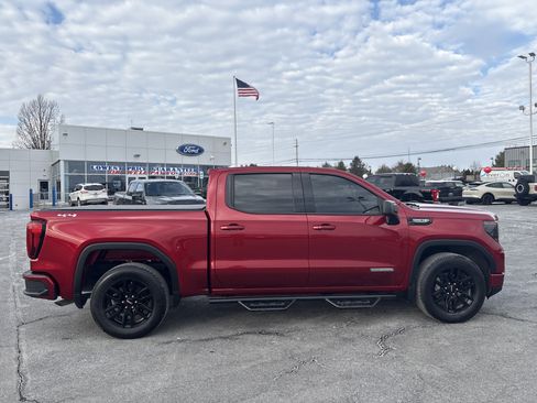 Used 2023 GMC Sierra 1500 Elevation image 2