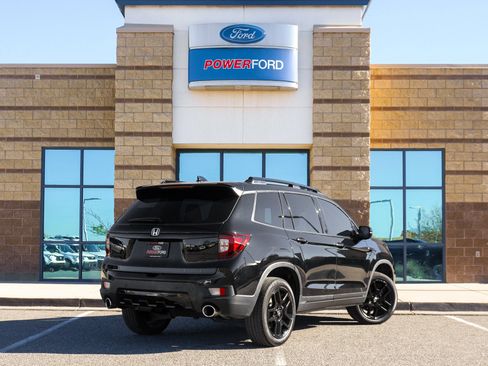 Used 2024 Honda Passport Black Edition image 6