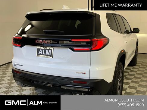 New 2026 GMC Acadia AT4 w/ Luxury Package AWD/4WD image 10