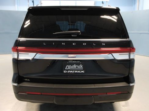 Used 2024 Lincoln Navigator Reserve AWD/4WD image 38