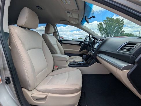 Used 2017 Subaru Outback 2.5i Premium AWD/4WD image 15