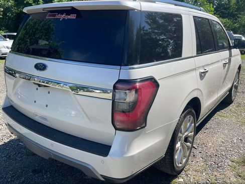 Used 2019 Ford Expedition Limited w/ Equipment Group 302A AWD/4WD image 4