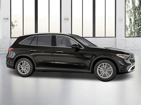 Certified 2025 Mercedes-Benz GLC 300 4MATIC image 14