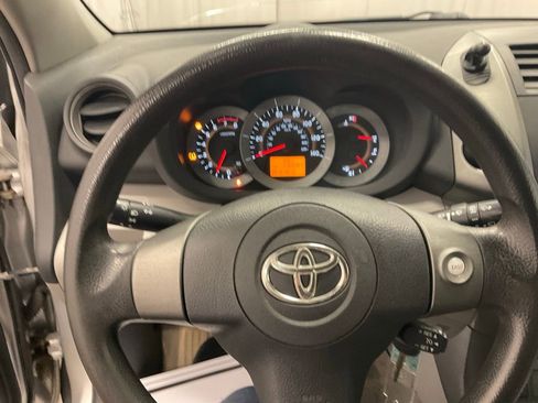 Used 2010 Toyota RAV4 2WD image 9