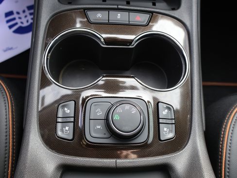 Used 2023 GMC Acadia AT4 w/ Preferred Package image 38