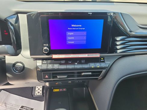 Certified 2026 Toyota Camry SE w/ Convenience Package FWD image 24