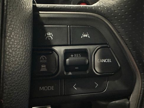 Used 2025 Toyota 4Runner TRD Off-Road image 21