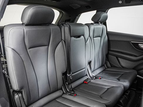 Certified 2026 Audi Q7 2.0T Premium AWD/4WD image 10