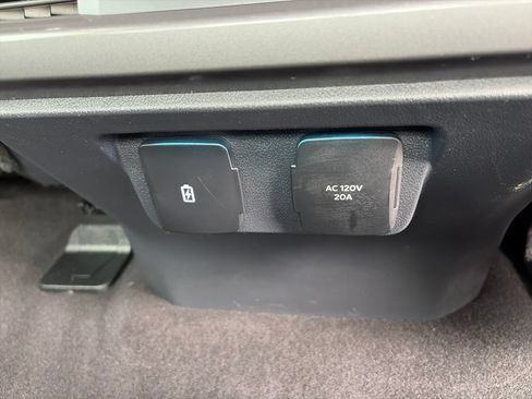 Used 2024 Ford F150 XLT w/ Equipment Group 302A MID AWD/4WD image 34