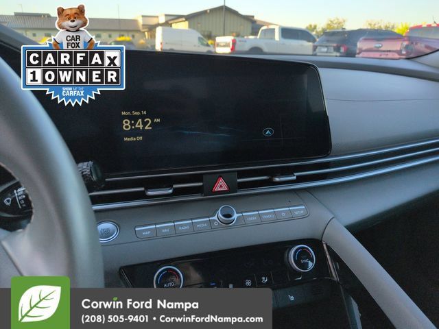 Used 2025 Hyundai Elantra SEL FWD image 16