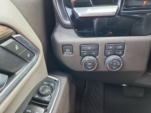 Certified 2026 Chevrolet Silverado 2500 LT w/ Safety Package image 22