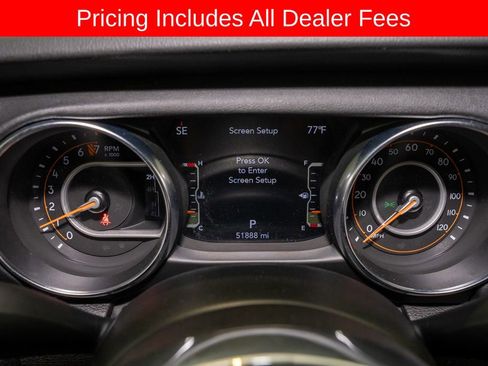 Used 2023 Jeep Gladiator Overland AWD/4WD image 17