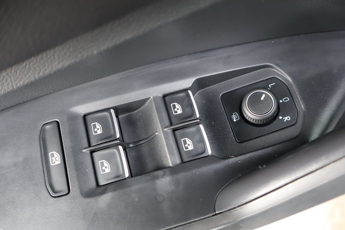 Used 2022 Volkswagen Jetta Sport FWD image 27