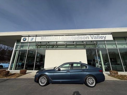Used 2023 BMW 530i xDrive w/ Premium Package image 1