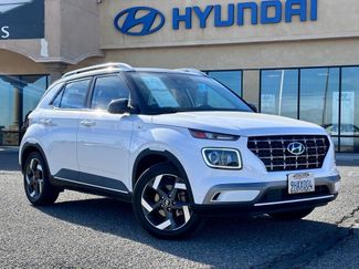Used 2023 Hyundai Venue Limited w/ Cargo Package video 1