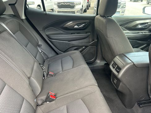 Used 2023 GMC Terrain SLE image 15