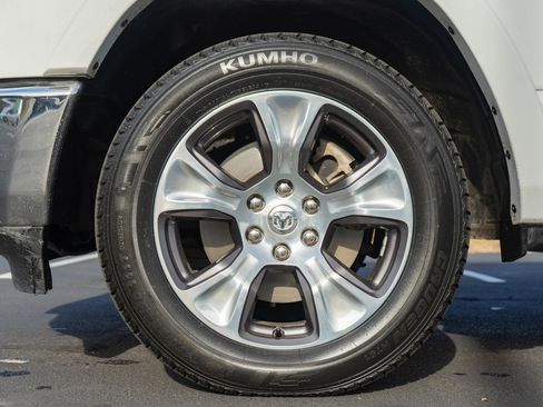 Used 2022 RAM 1500 Laramie image 9