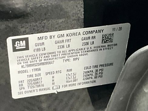 Used 2021 Chevrolet TrailBlazer LS image 32