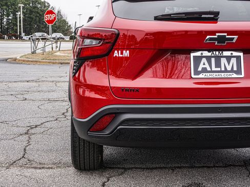 New 2026 Chevrolet Trax RS w/ Driver Confidence Package image 13