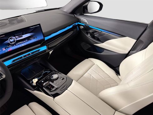 New 2026 BMW 530i w/ M Sport Package RWD image 47
