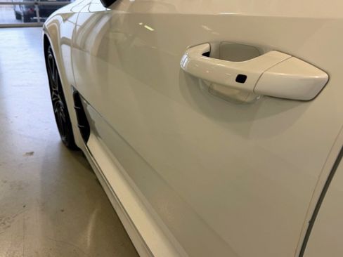 Used 2023 Kia Stinger GT2 image 6