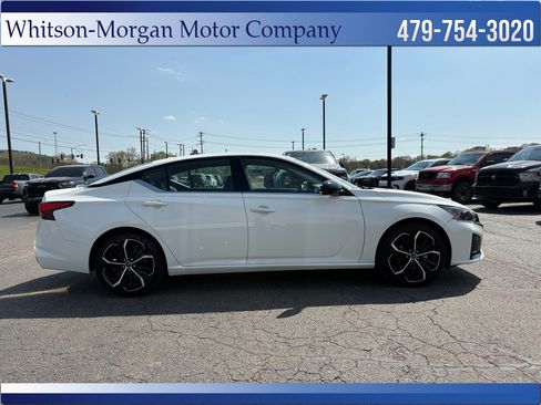 Used 2024 Nissan Altima 2.5 SR image 4