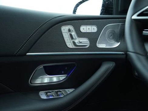Certified 2025 Mercedes-Benz GLE 350 4MATIC image 40