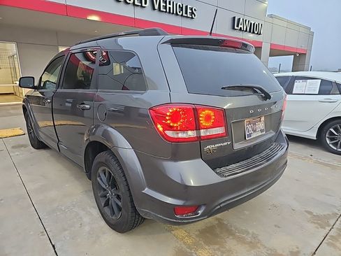 Used 2019 Dodge Journey SE w/ Connectivity Group image 8