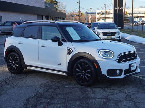 Used 2018 MINI Cooper Countryman S image 2