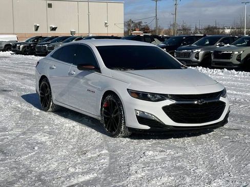 Certified 2023 Chevrolet Malibu LT w/ Redline Edition image 9