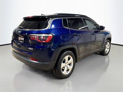 Used 2018 Jeep Compass Latitude w/ Popular Equipment Group image 7