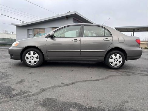 Used 2008 Toyota Corolla LE image 2