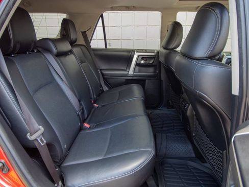 Used 2016 Toyota 4Runner Limited AWD/4WD image 20