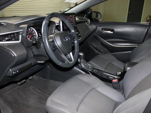 Used 2021 Toyota Corolla SE FWD image 23
