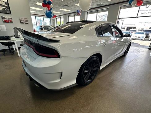 Used 2019 Dodge Charger Scat Pack image 13