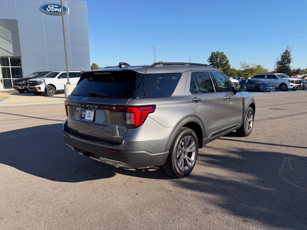 New 2026 Ford Explorer Active w/ Active Comfort Package AWD/4WD image 6